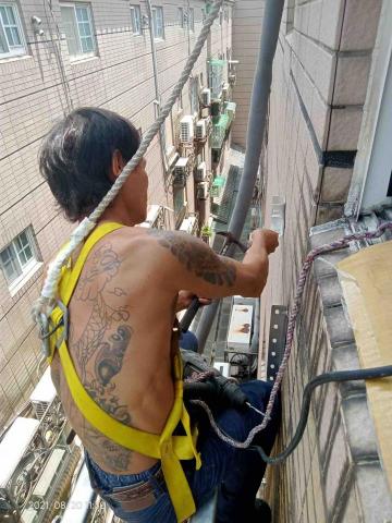 正宏工程行 - 安裝冷氣外管