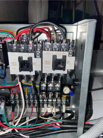 禾松冷凍空調工程 - 冷凍控制機組電路查修