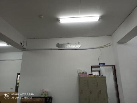 黃偉 - 五噸壁掛冷氣安裝