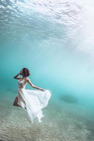 Wus Photo - marry the sea