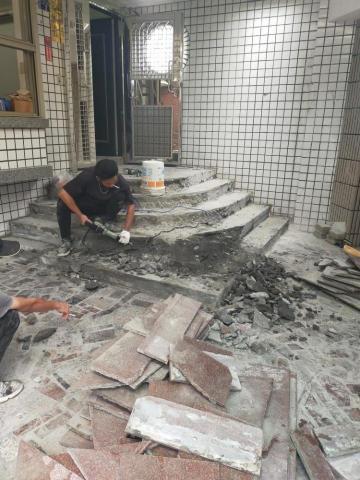 丞鑫土水修繕工程 - 打除