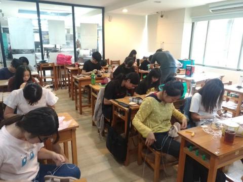 東千里革製間-團體課程/活動合作/教學預約 - 逢甲大學手工鞋班開課照片2