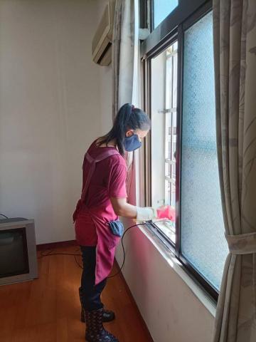 慈容居家清潔服務團隊 - 
