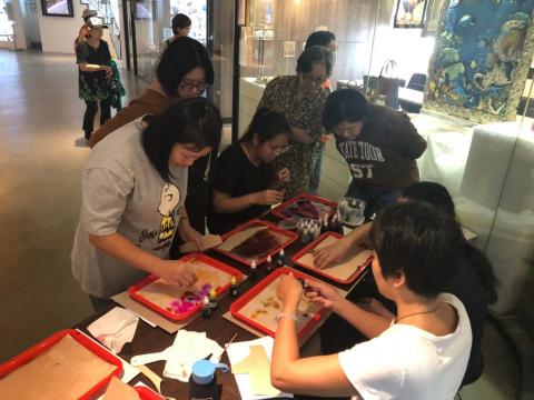 東千里革製間-團體課程/活動合作/教學預約 - 台北工藝館糊染課程記錄照3