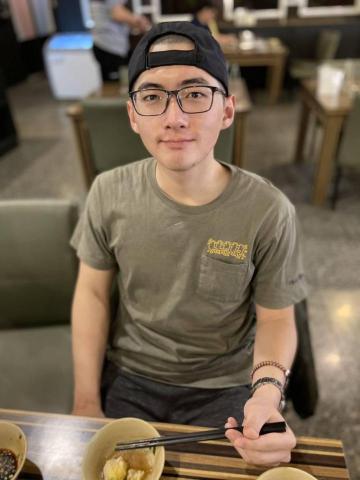 提供系統家具台南服務的專家王瀚雋