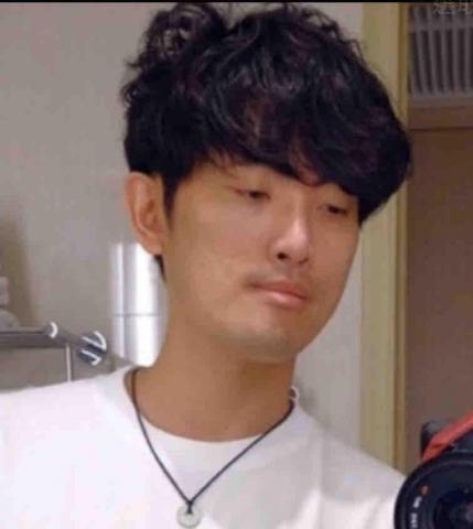 提供oppoa57配件服務的專家金正芳