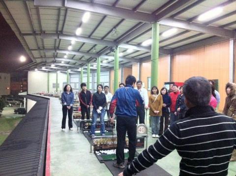 建造揮桿高爾夫教學工作室 - 企業團體班上課情況-3