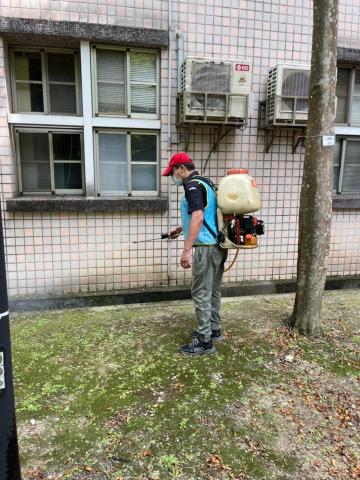 灰熊讚除蟲滅鼠 - 校園.除蟲噴藥防治