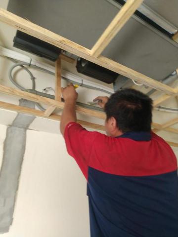 黃國賢 - 吊隱式冷氣