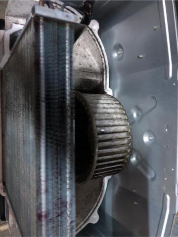 心新冷氣行 - 清洗前 心新冷氣行 - 清洗前