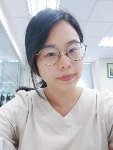 提供瑜珈初學服務的專家kate