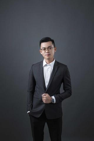 昨日映像有限公司 - 房地產經紀人