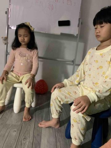 鴨子姊姊-恩庭 - 