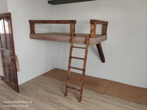 富井 - 小孩房，小樹屋的感覺，內含鐵件骨架，安全無虞