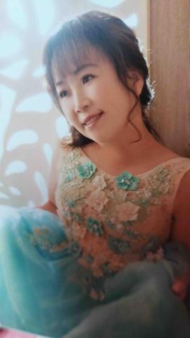提供女裝服務的專家黃美鳳