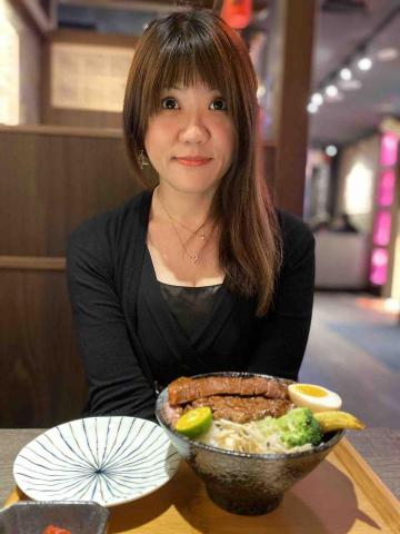 登登老師 - 吃好睡好是最重要的事。