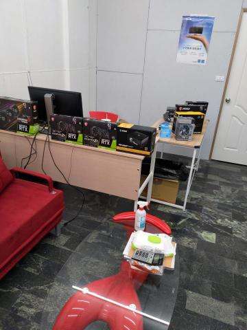 龍騰電腦估價組裝 - 公司內部外觀