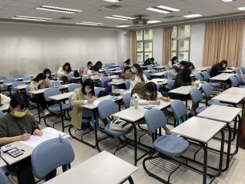 劉子揚 - 擔任東吳大學助教