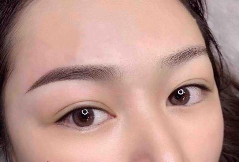 茗緻紋繡美容館 - 粉霧飄眉