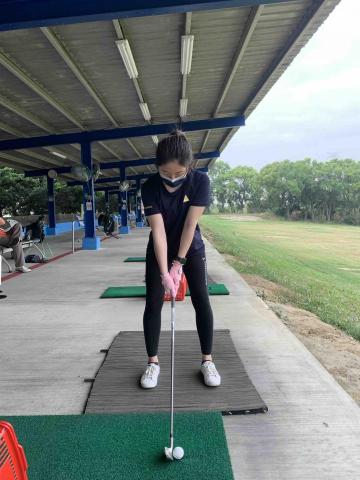 張家富 高爾夫教學 - 站姿握桿瞄準設定