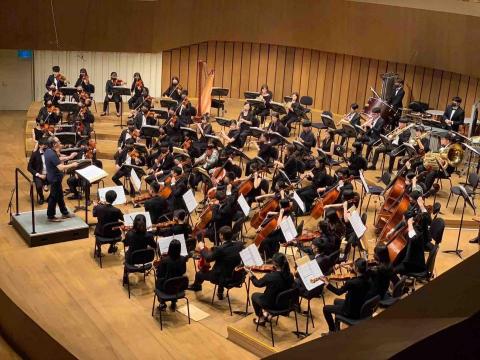 芸彤老師個人工作室 - 北藝大管弦樂團在衛武營音樂廳演出