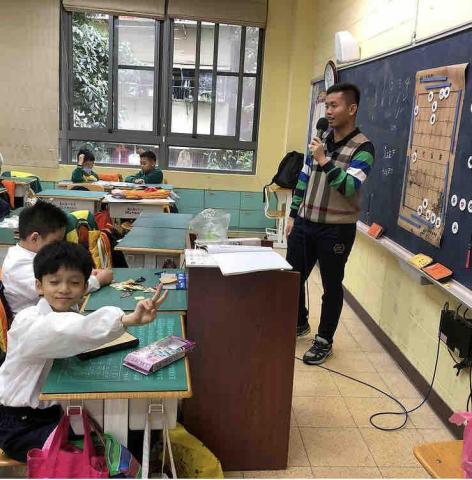 陳庸恩 -  光仁國小象棋社指導老師