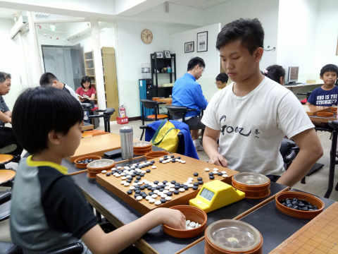 陳庸恩 - 碁人弈廳指導老師