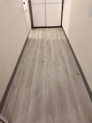 卡特窗簾 - Spc地板