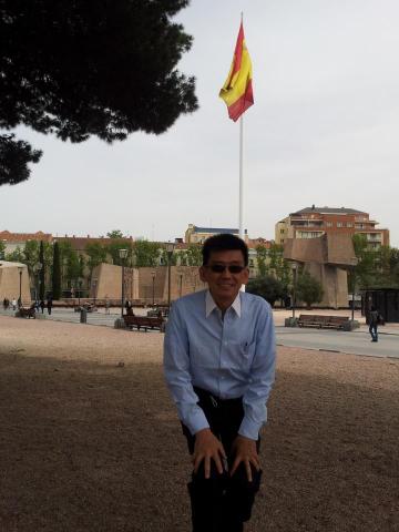 大立光電科技公司 - 馬德里修習外文