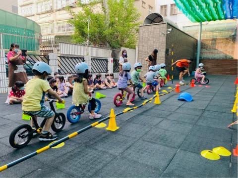 PowerPlay運動團隊 - 滑步車教學