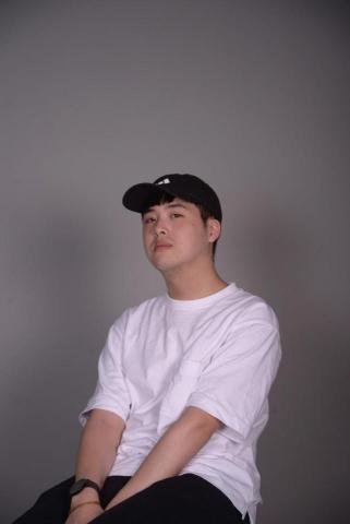 提供喜帖服務的專家林郁忠