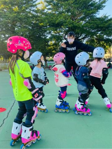 PowerPlay運動團隊 - 直排輪教學