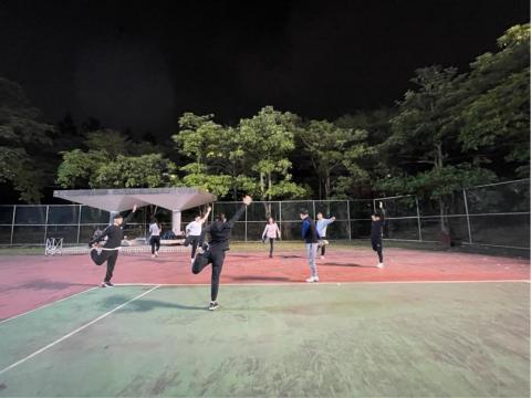 TRIGGER 網球教學 - 團體課｜暖身活動