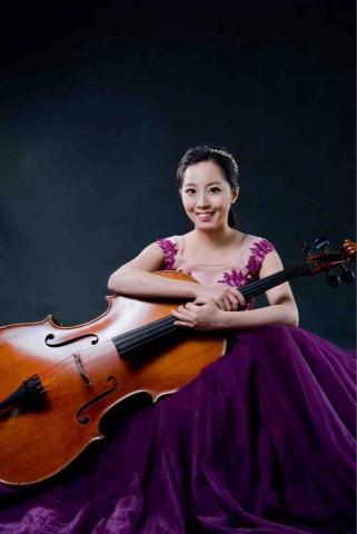 提供大提琴服務的專家陳老師音樂教學