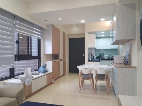 愛家裝潢設計工作室 - 玄關，餐廳及開放廚房設計