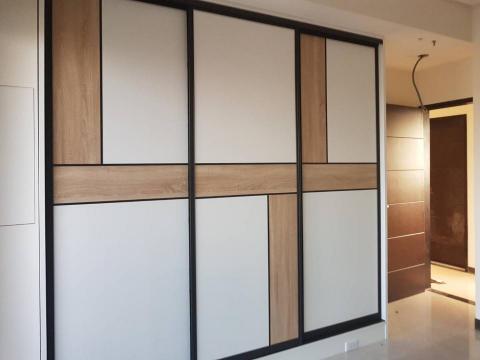 愛家裝潢設計工作室 - 系統衣櫃設計