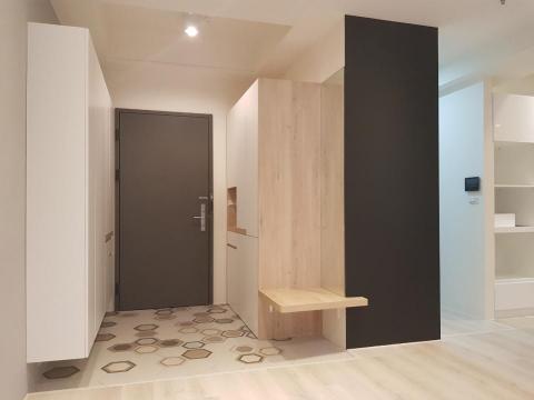 愛家裝潢設計工作室 - 玄關設計