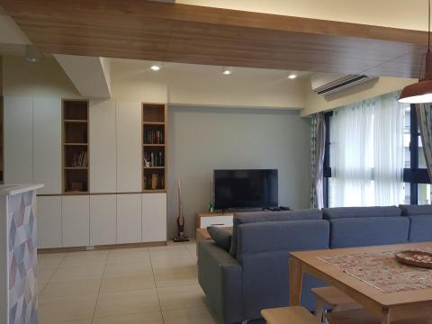 愛家裝潢設計工作室 - 客廳主牆設計