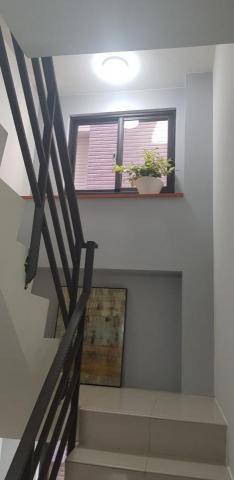 愛家裝潢設計工作室 - 梯間跳色設計