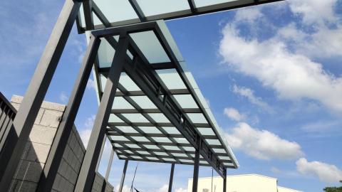 景鵬玻璃工程行 - 