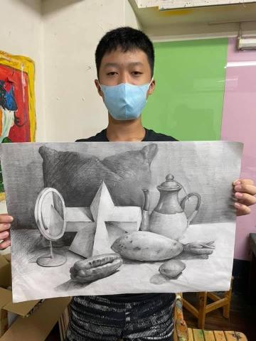 意象美術畫室  - 國二升學班學生