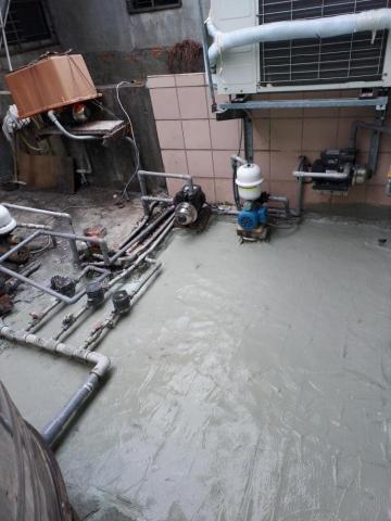 明濱工程行 - 網狀上再加強防水漆塗刷