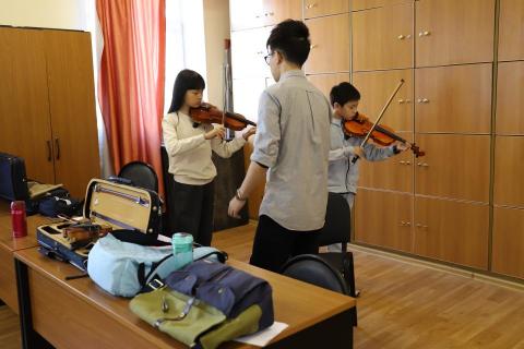 林信孜 hsinz7 🎻小提琴/ ｜初學/進階/成人 - 中國昆山提琴授課