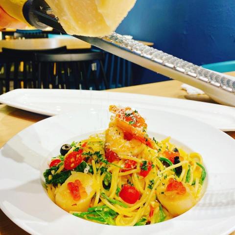 賴小靜/多采創意行銷 - 餐廳 食物 商攝/撰文、曝光、社群行銷