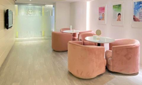 賴小靜/多采創意行銷 - 醫美 診所 店面 拍攝/撰文、曝光、社群行銷