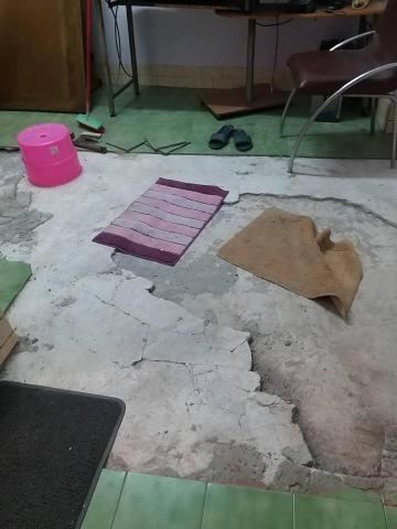 黃嘉文 - 磁磚漲起，部份破碎已清除。