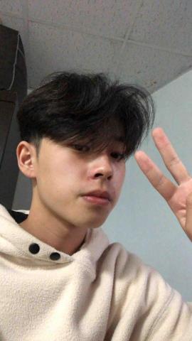 提供寄貨便服務的專家黃豪森