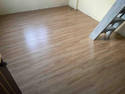 富築室內設計 地板/壁紙/窗簾 -  