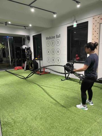 許清展 - 戰繩訓練