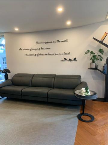 史密斯設計有限公司 - 黑鐵字體裝置藝術品